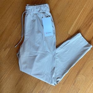 Lululemon Stretch High-Rise 7/8 Pant